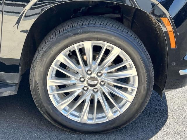 2025 Cadillac Escalade ESV 4WD Premium Luxury