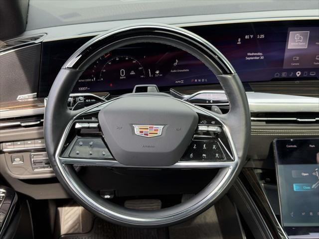 2025 Cadillac Escalade ESV 4WD Premium Luxury