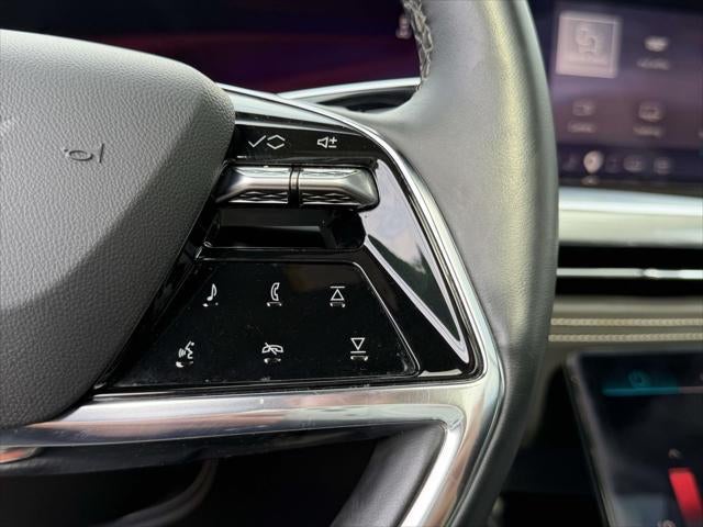 2025 Cadillac Escalade ESV 4WD Premium Luxury