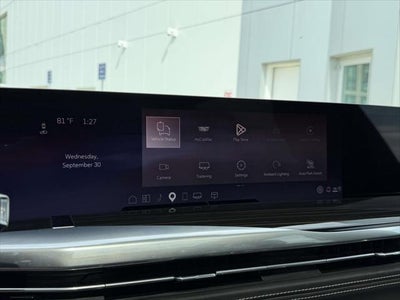 2025 Cadillac Escalade ESV 4WD Premium Luxury