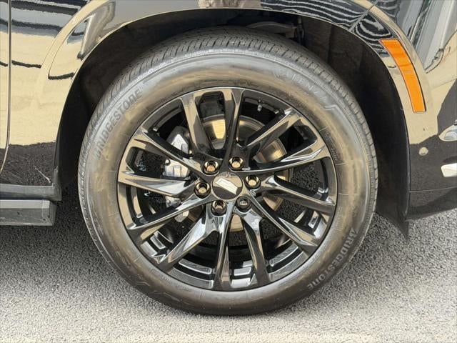 2025 Cadillac Escalade ESV 4WD Premium Luxury
