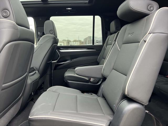 2025 Cadillac Escalade ESV 4WD Premium Luxury