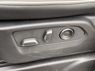 2025 Cadillac Escalade ESV 4WD Premium Luxury