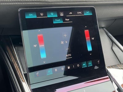 2025 Cadillac Escalade ESV 4WD Premium Luxury