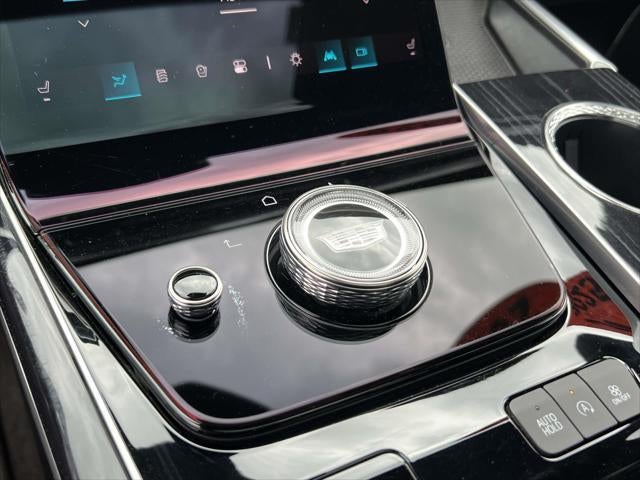 2025 Cadillac Escalade ESV 4WD Sport