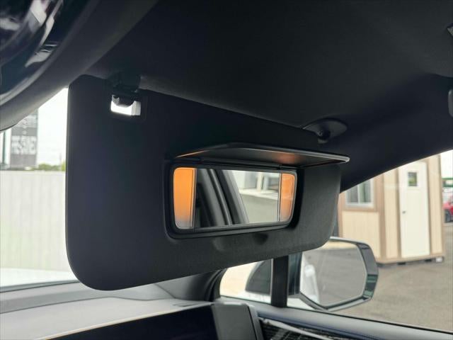 2025 Cadillac ESCALADE IQ Luxury 1