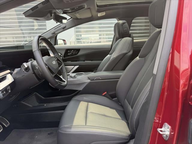 2025 Cadillac OPTIQ Luxury