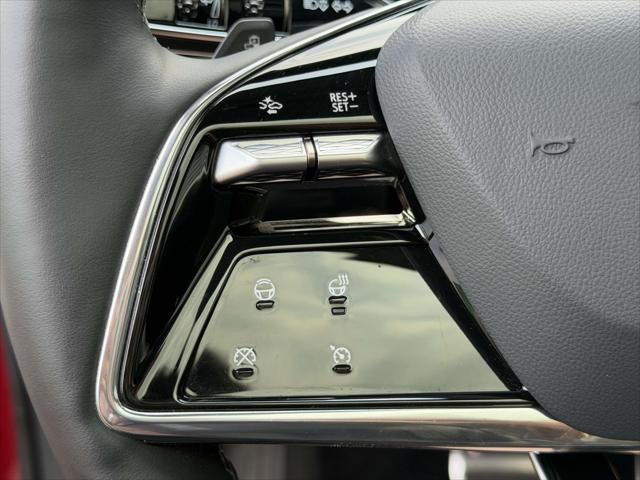 2025 Cadillac OPTIQ Luxury