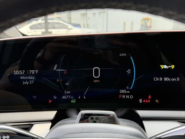 2025 Cadillac OPTIQ Luxury