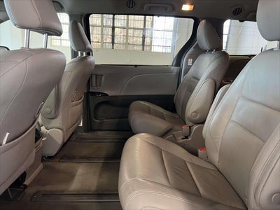 2018 Toyota Sienna XLE