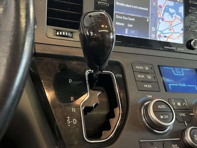2018 Toyota Sienna XLE