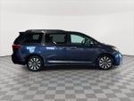2018 Toyota Sienna XLE