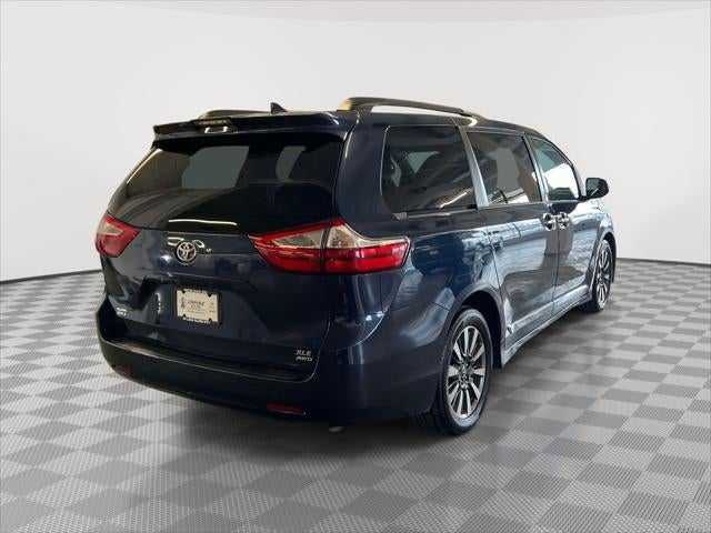 2018 Toyota Sienna XLE
