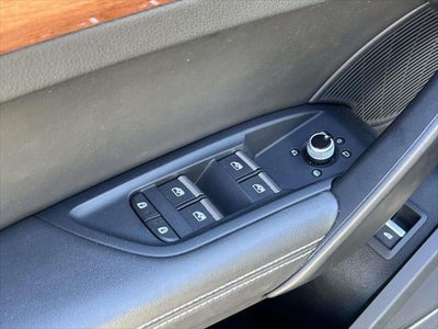 2022 Audi Q5 S line Premium Plus