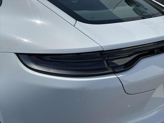 2023 Porsche Panamera 4 Platinum Edition