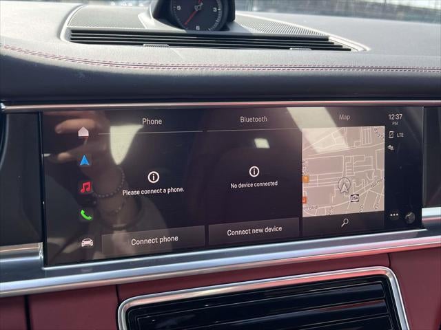 2023 Porsche Panamera 4 Platinum Edition