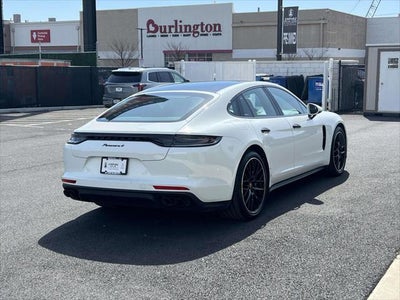 2023 Porsche Panamera 4 Platinum Edition