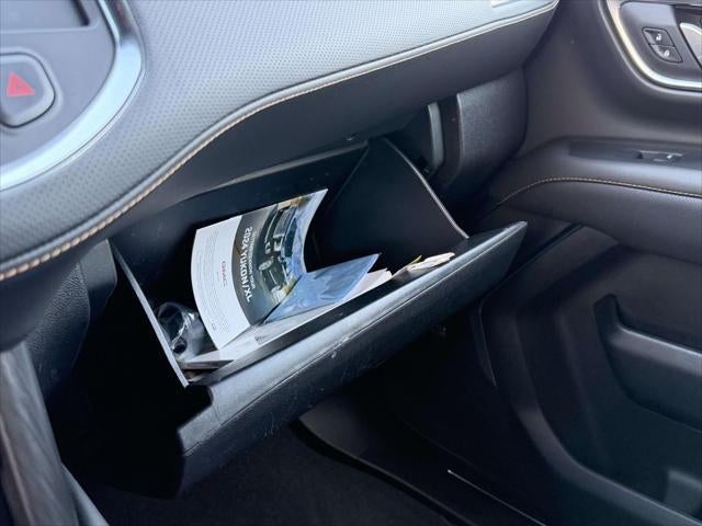 2024 GMC Yukon XL AT4