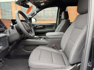 2025 Chevrolet Suburban LS