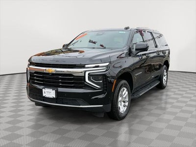 2025 Chevrolet Suburban LS