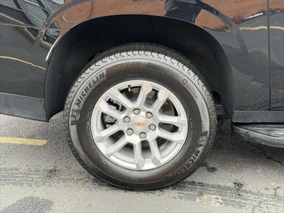 2025 Chevrolet Suburban LS