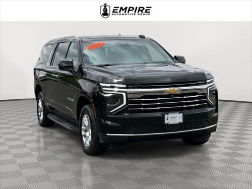 2025 Chevrolet Suburban LT