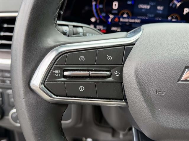 2025 Chevrolet Suburban LT