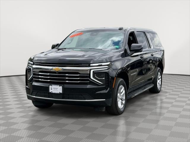 2025 Chevrolet Suburban LT