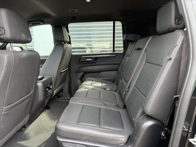 2025 Chevrolet Suburban LT