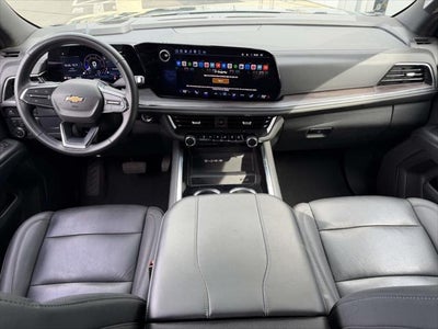 2025 Chevrolet Suburban LT