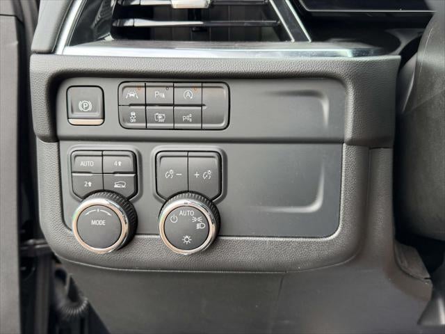 2025 Chevrolet Suburban LT