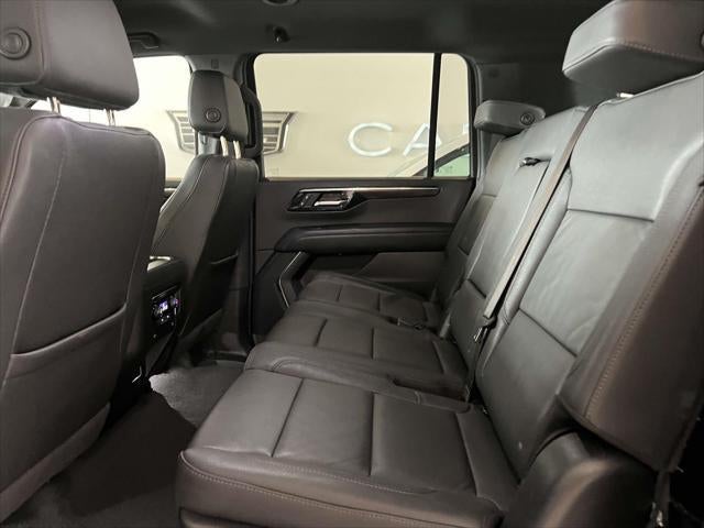 2025 Chevrolet Suburban LT