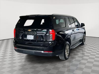 2025 Chevrolet Suburban LT