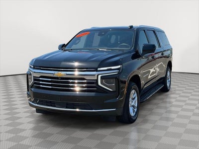 2025 Chevrolet Suburban LT