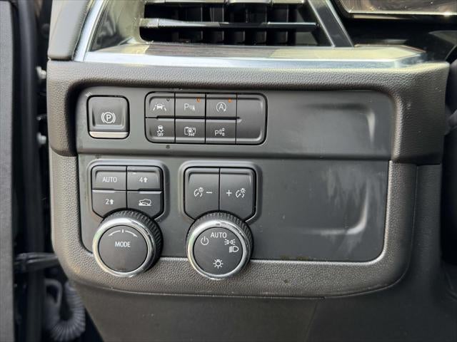2025 Chevrolet Suburban LT