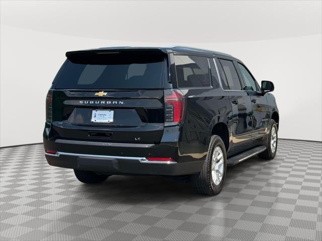 2025 Chevrolet Suburban LT