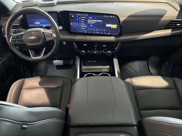 2025 Chevrolet Suburban LT