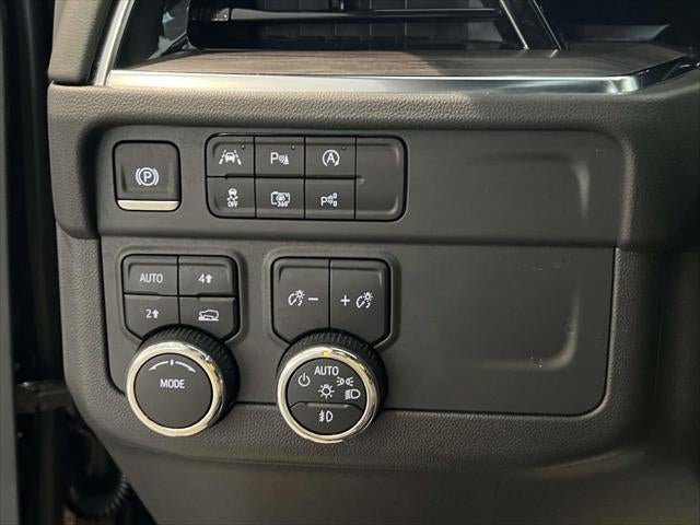 2025 Chevrolet Suburban LT