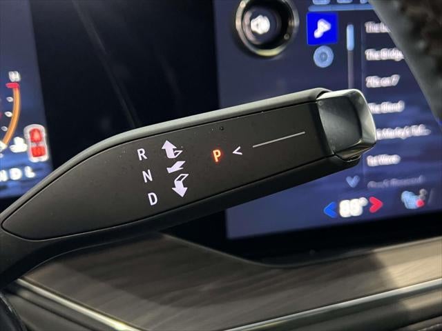 2025 Chevrolet Suburban LT