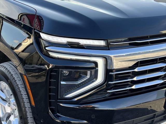 2025 Chevrolet Suburban LT