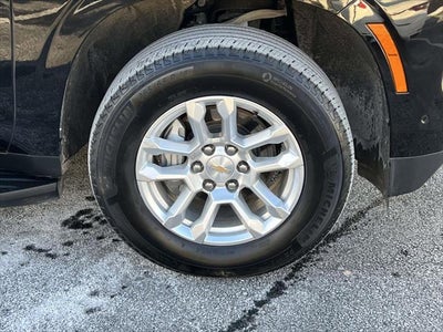 2025 Chevrolet Suburban LT