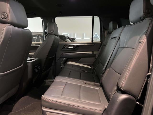 2025 Chevrolet Suburban RST