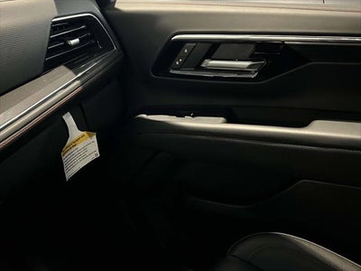 2025 Chevrolet Suburban RST