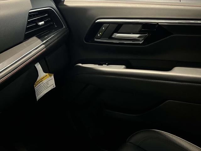 2025 Chevrolet Suburban RST