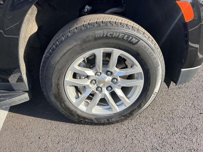 2024 Chevrolet Suburban LT