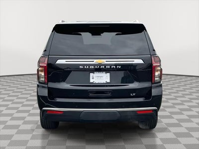 2024 Chevrolet Suburban LT