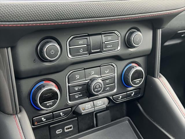 2024 Chevrolet Suburban RST