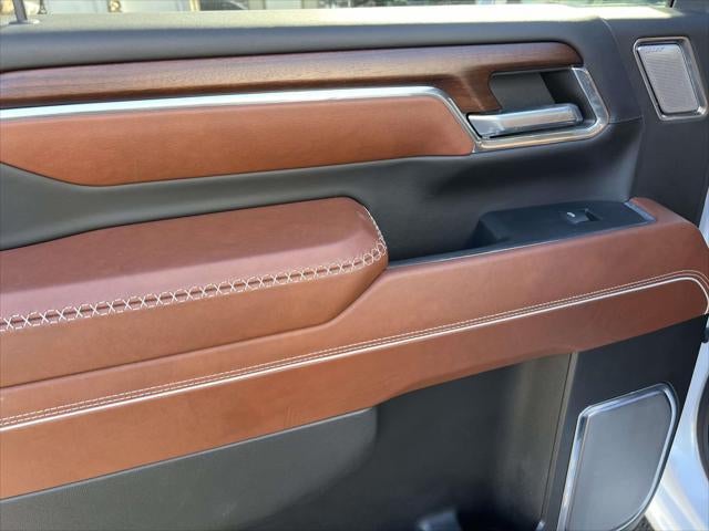 2024 GMC Sierra 3500 HD Denali Ultimate DRW