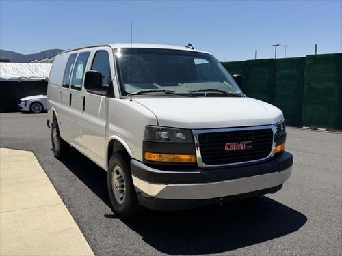 2025 GMC Savana Cargo Base