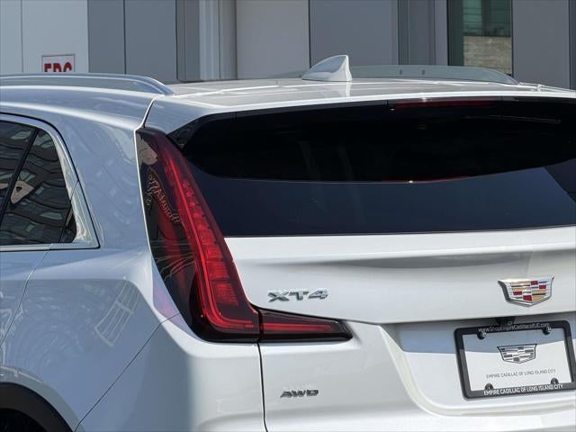 2023 Cadillac XT4 AWD Luxury